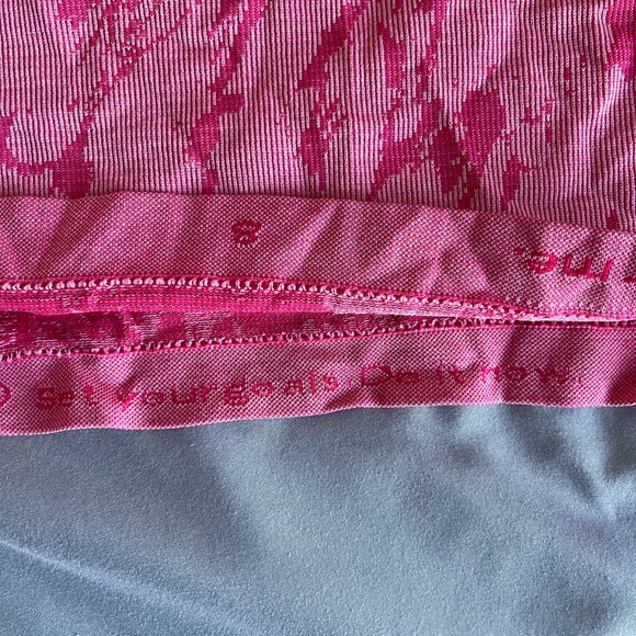Lululemon Pink Patterned Racerback Tank Top - Picture 3 of 3